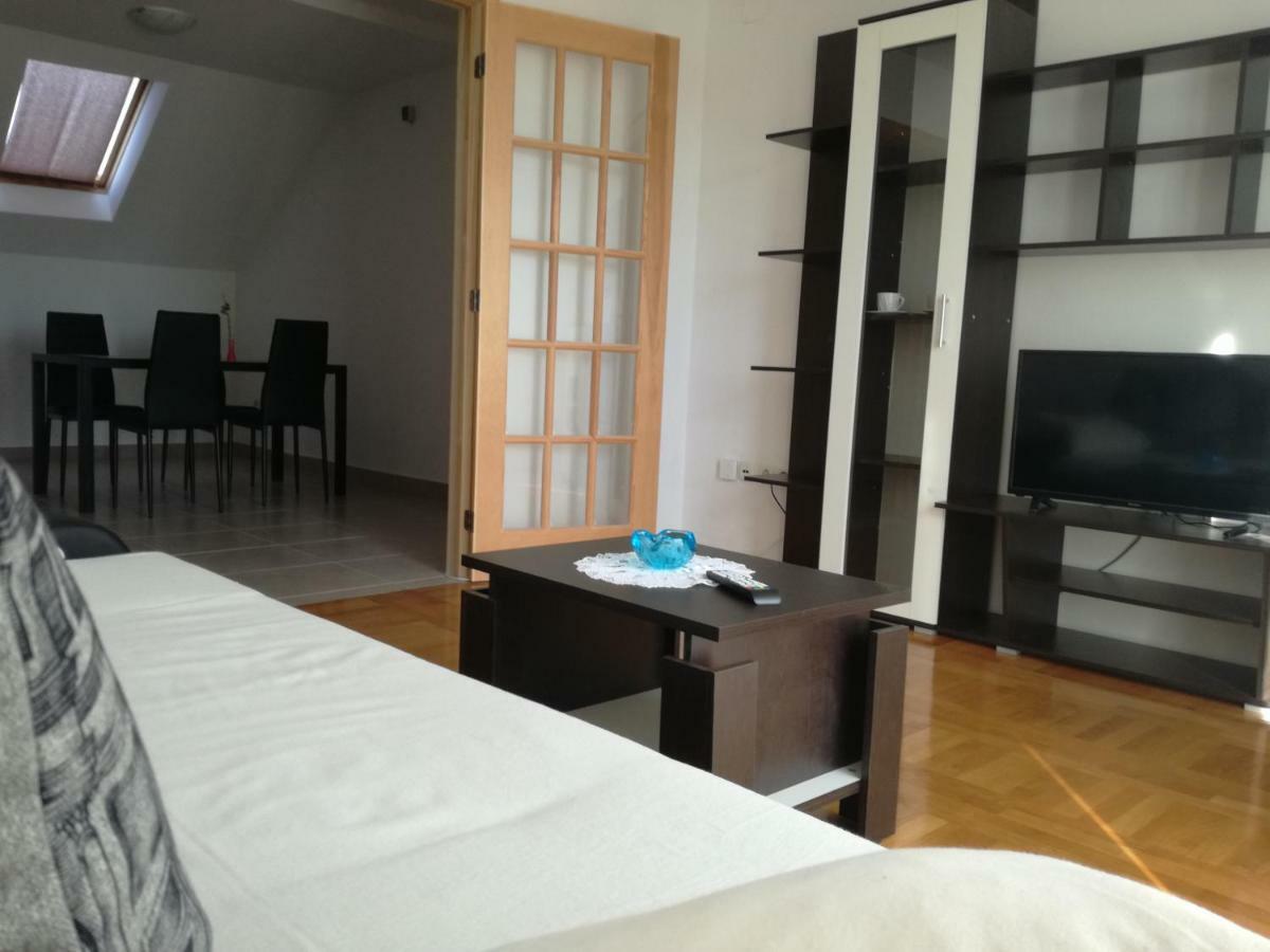 Seaside Apartment Биоград-на-Мору Номер фото