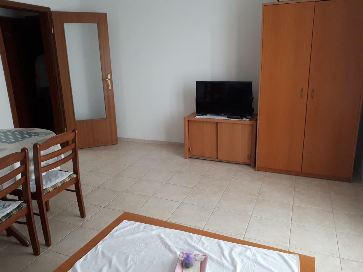 Seaside Apartment Биоград-на-Мору Номер фото
